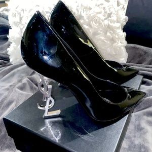 Authentic!!! patent leather shoes w/ metal heel